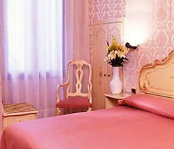 Hotel Lux Veneza