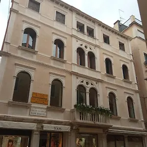 Ca' Pedrocchi Konukevi