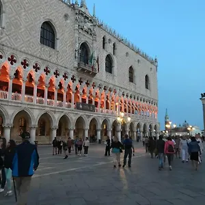 https://ca-frezzeria.hotelslidodijesolo.com