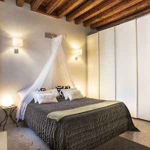 Terrazzina - Romantic Pied A Terre At The Heart Of Cannaregio District Venecia